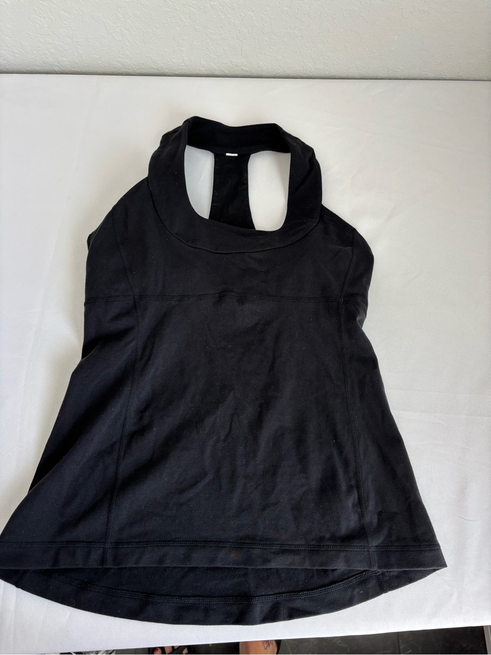 lululemon Athletic  Black Mesh-Back Racer Tank Builtin Bra W/Pads Size 8 - Picture 5 of 5